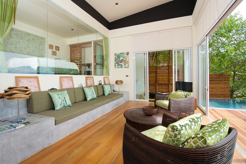 Overthemoon Luxury Pool Villas Koh Tao Rum bild